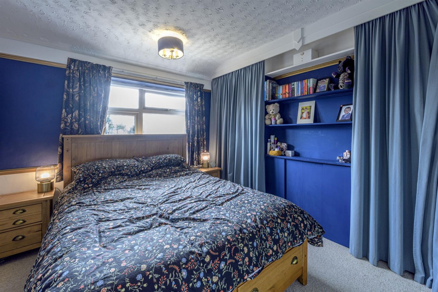 Oak Park Road, Stourbridge, DY8 5YG