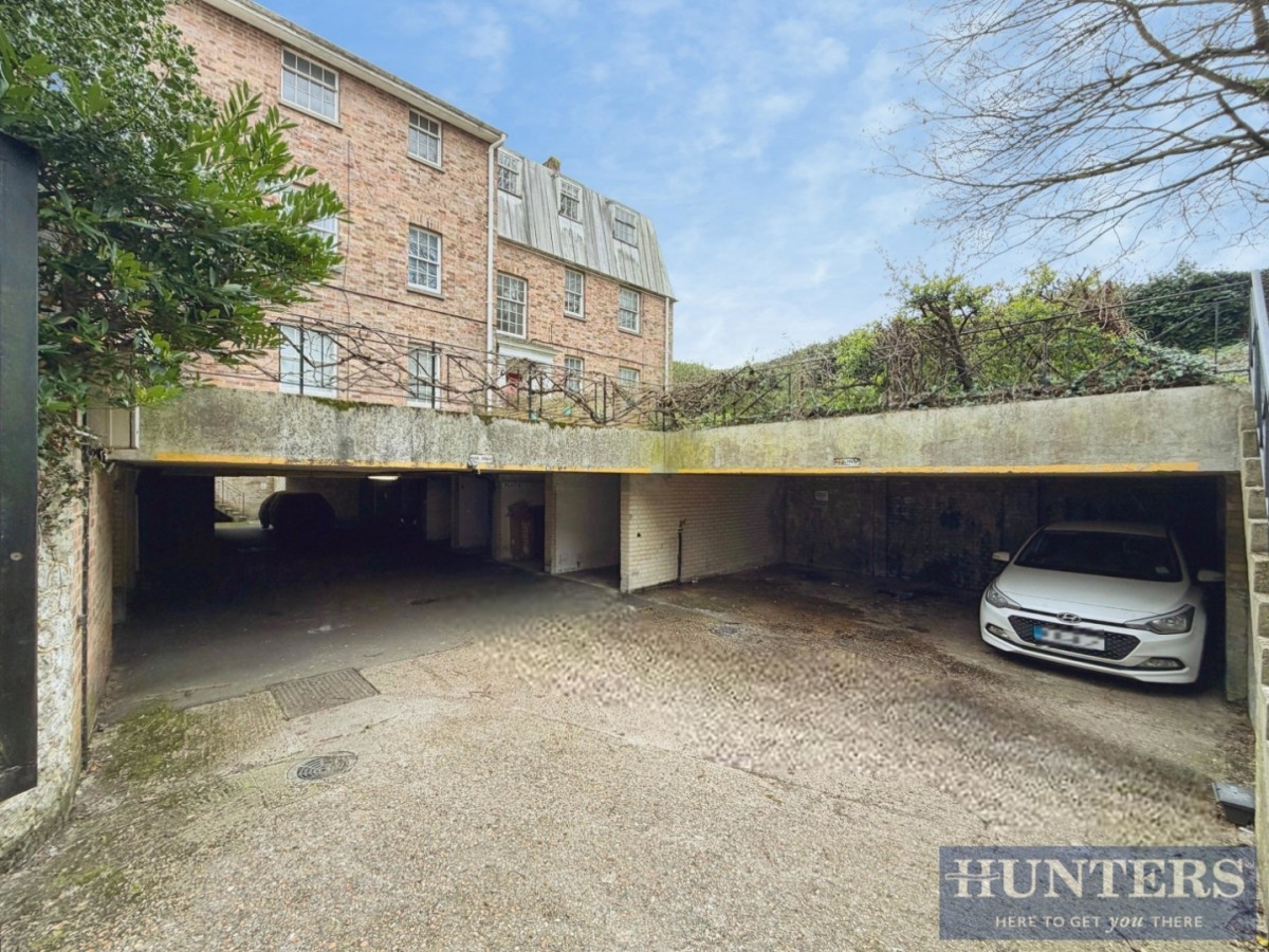 FLAT 2 Bolingbroke, 21 London Road,, Maidstone