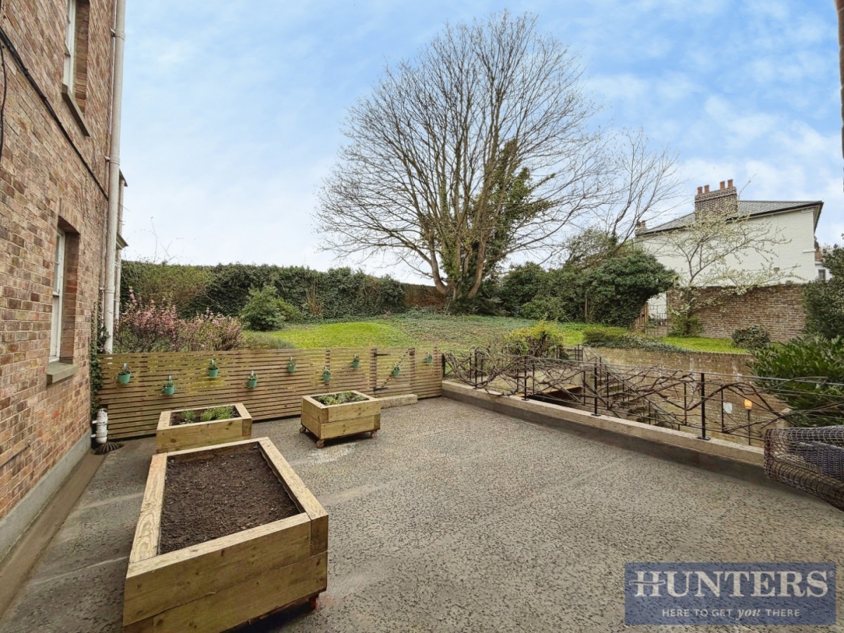 FLAT 2 Bolingbroke, 21 London Road,, Maidstone