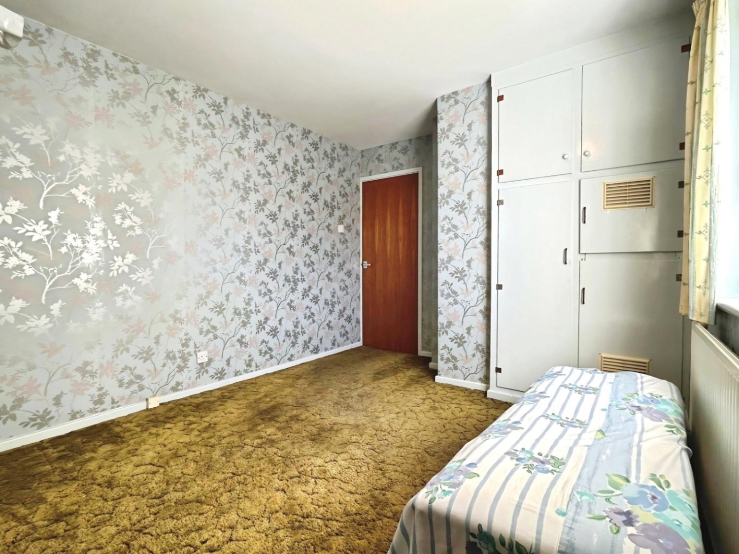 3 bedroom House for sale in Burns Way, Wath-Upon-Dearne, Rotherham