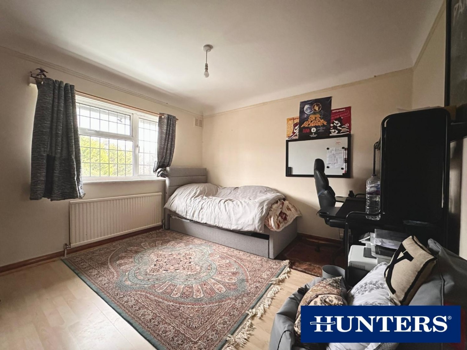 Raeburn Avenue, Surbiton