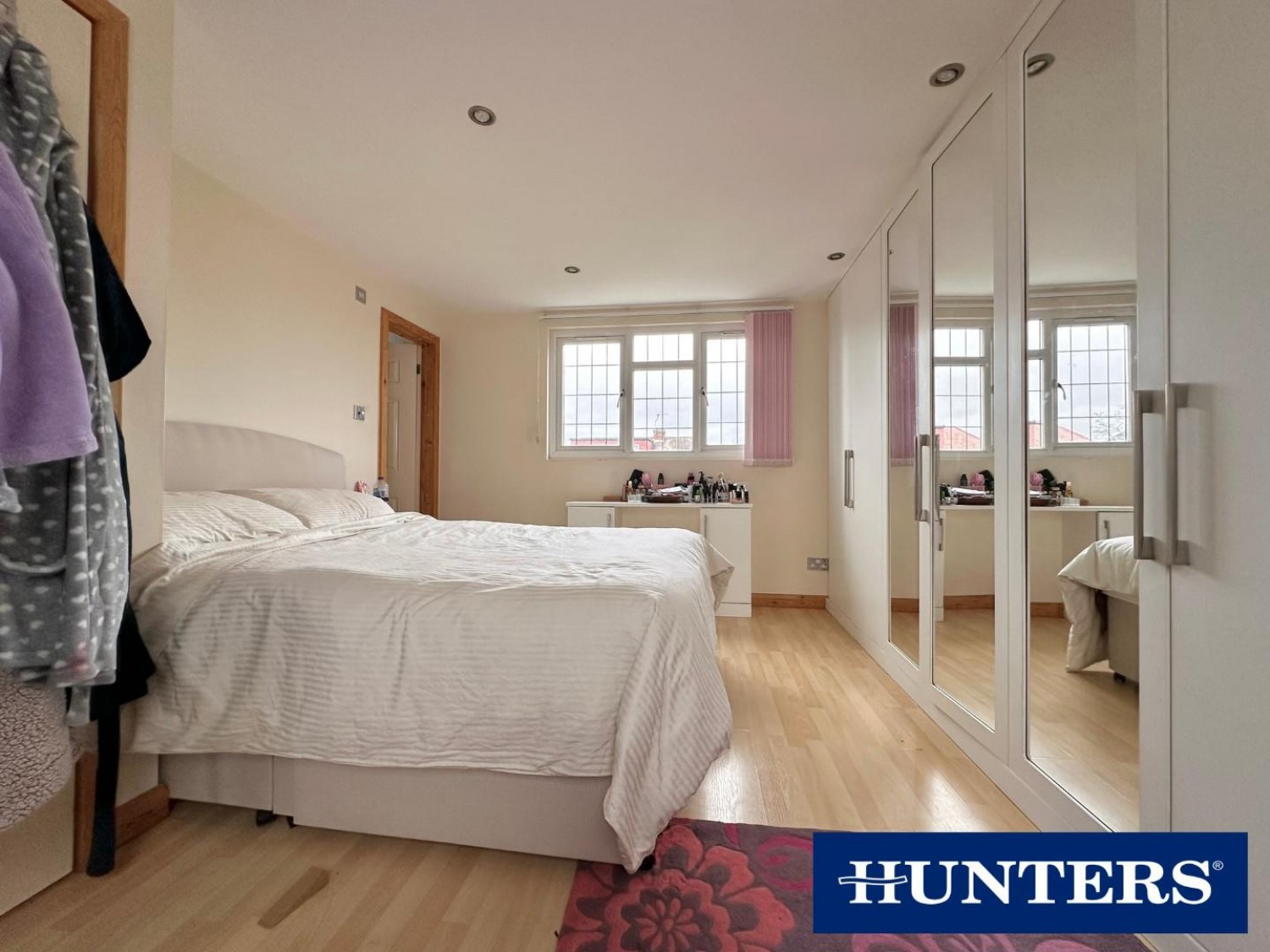 Raeburn Avenue, Surbiton