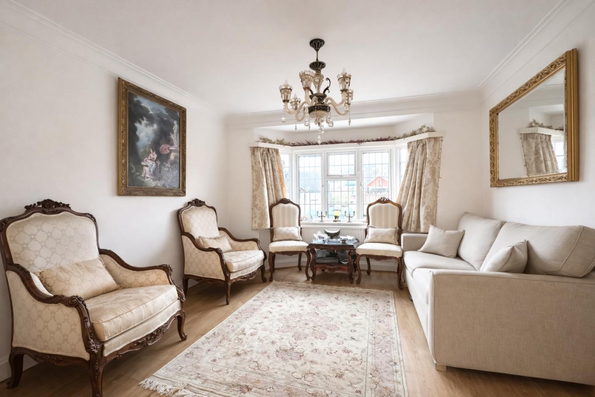 Raeburn Avenue, Surbiton