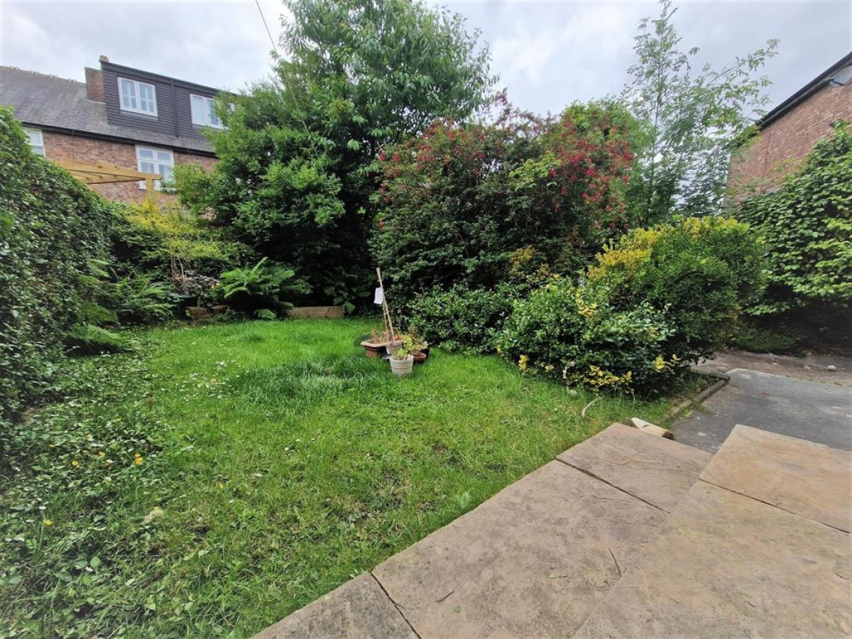 Chretien Road, Manchester, M22 4ES