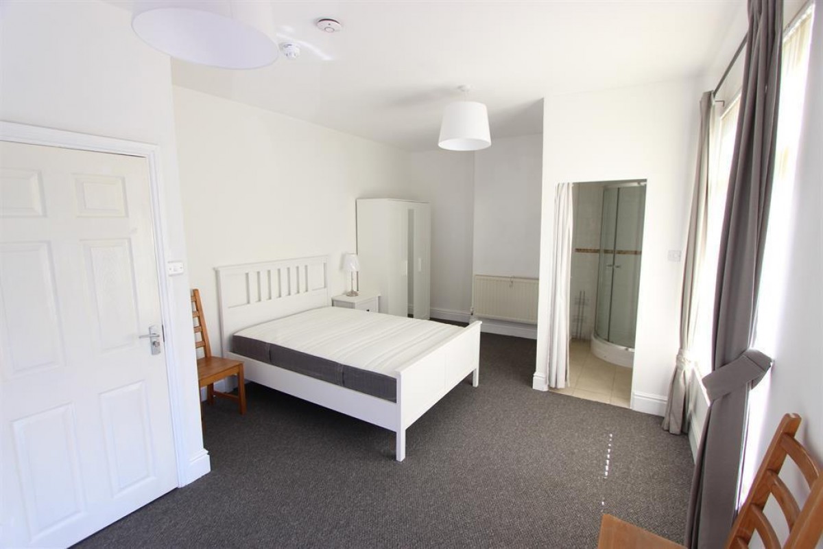 Hunter House Road, Sheffield, ., S11