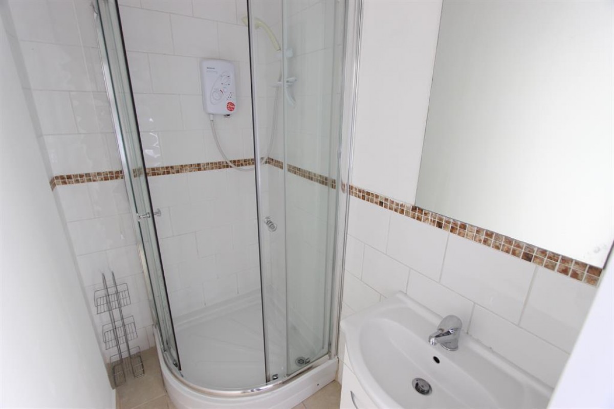 Hunter House Road, Sheffield, ., S11