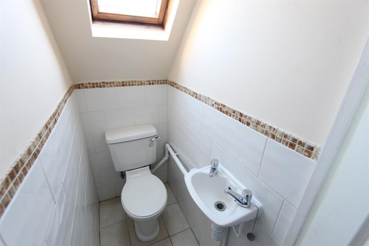 Hunter House Road, Sheffield, ., S11