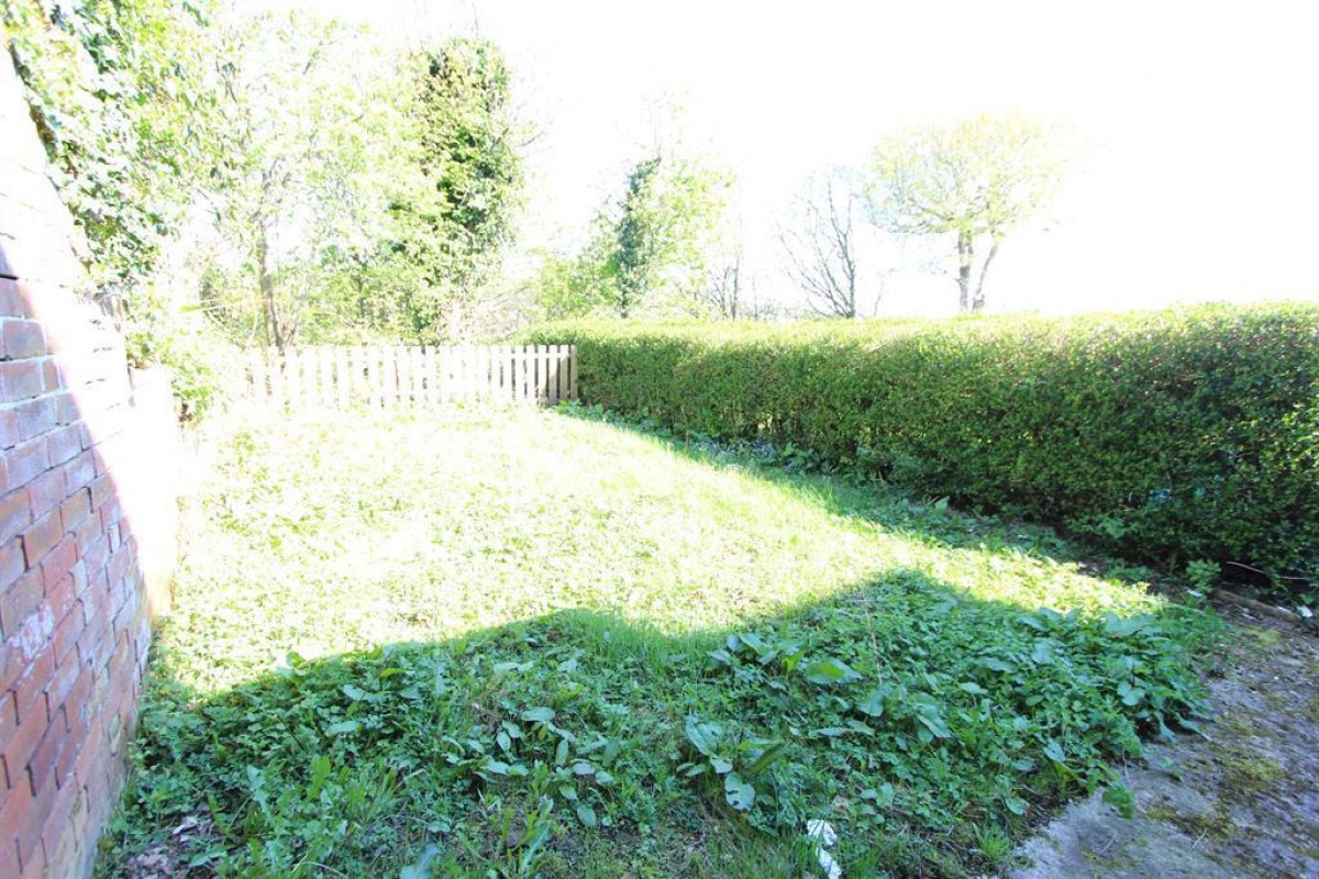 Hunter House Road, Sheffield, ., S11