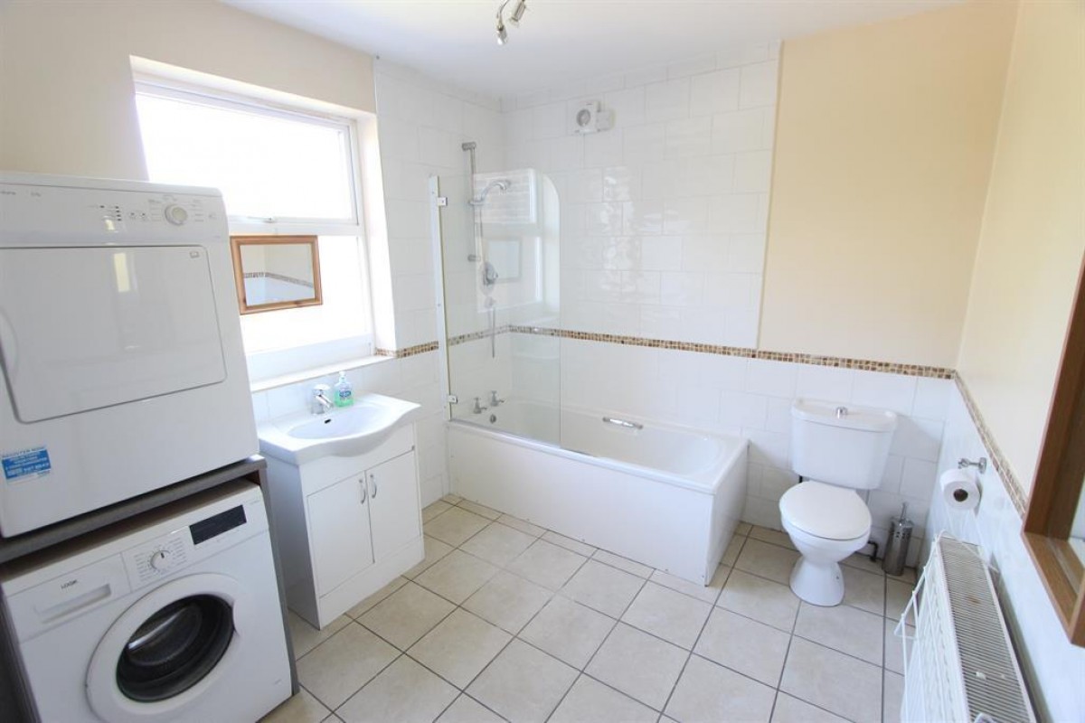 Hunter House Road, Sheffield, ., S11