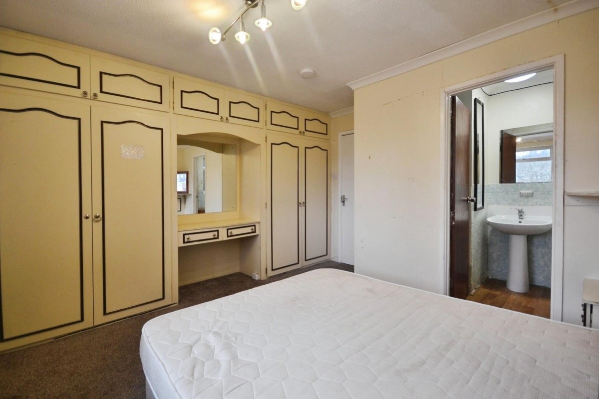 Waverley Road, Reading