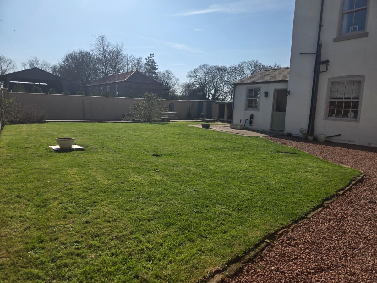 Main Street, Reedness, Goole