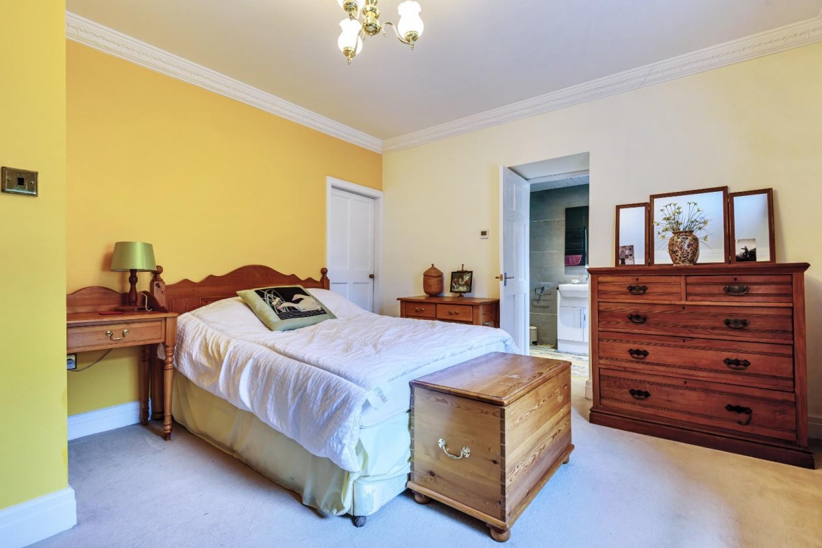 Brookhouse Gardens, Apperley Bridge