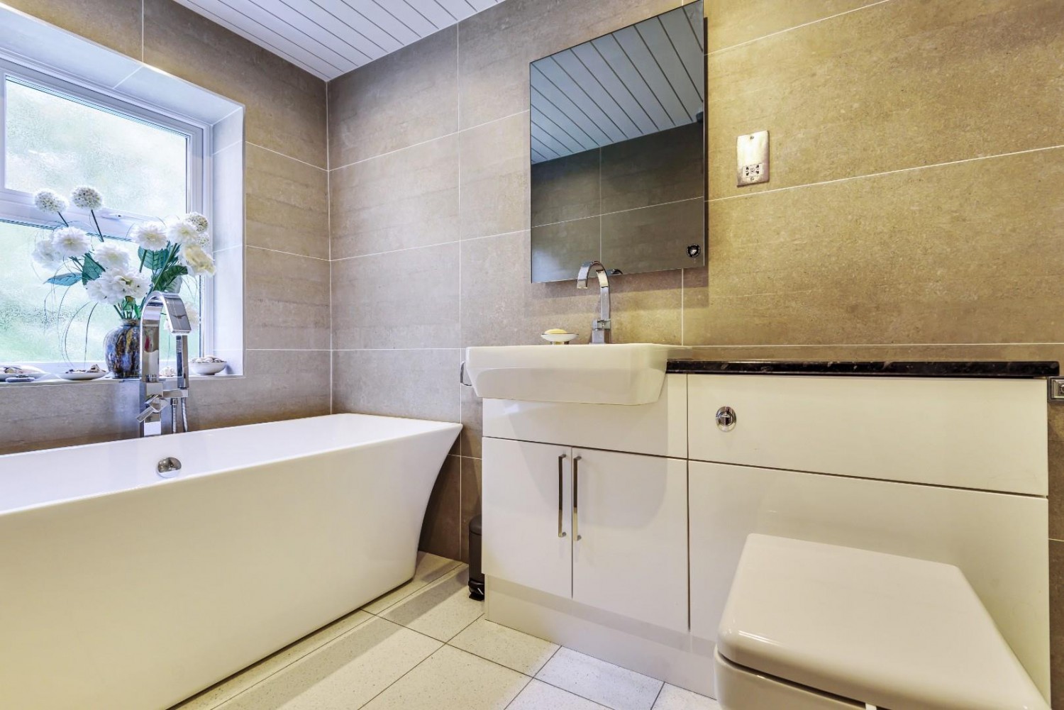 Brookhouse Gardens, Apperley Bridge