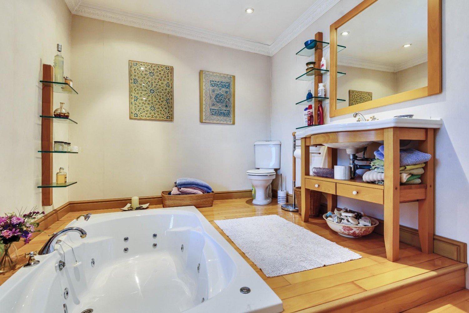 Brookhouse Gardens, Apperley Bridge