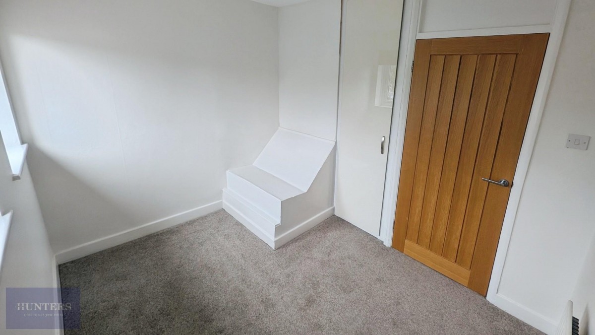 Redlands Close, Solihull B91 2LZ