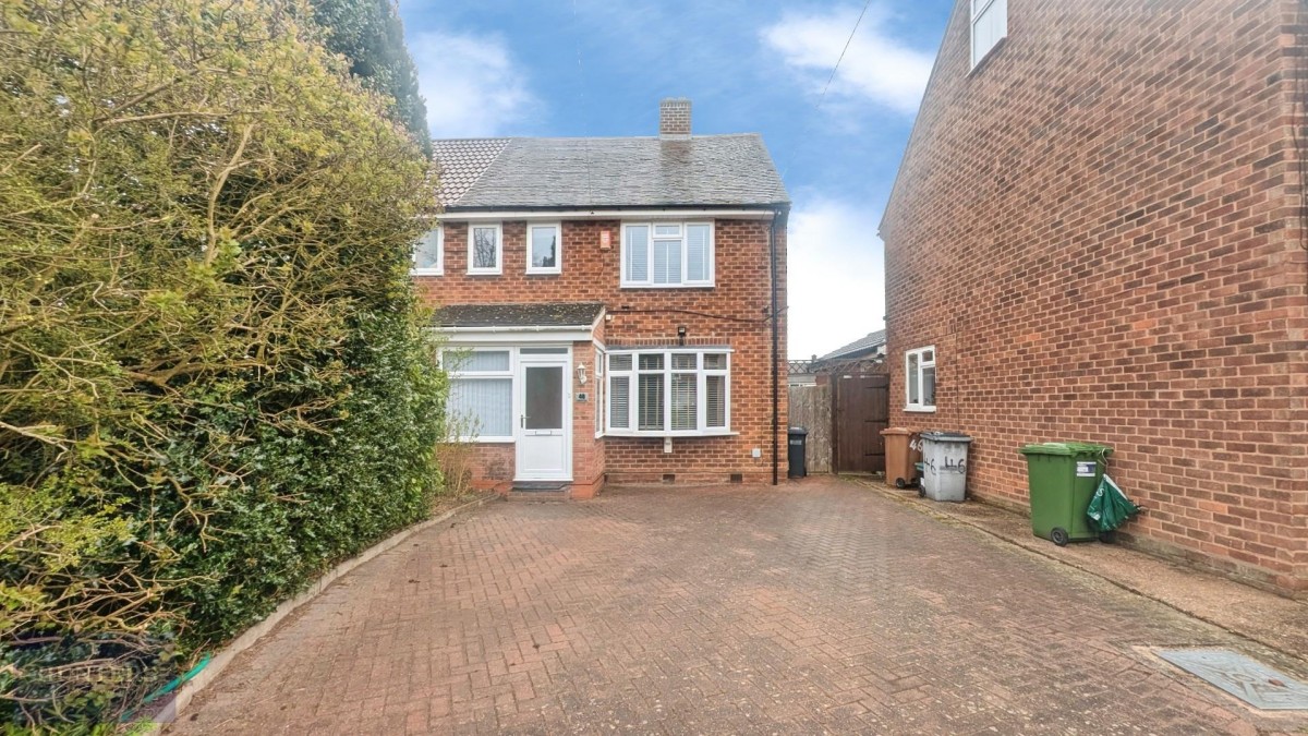 Redlands Close, Solihull B91 2LZ