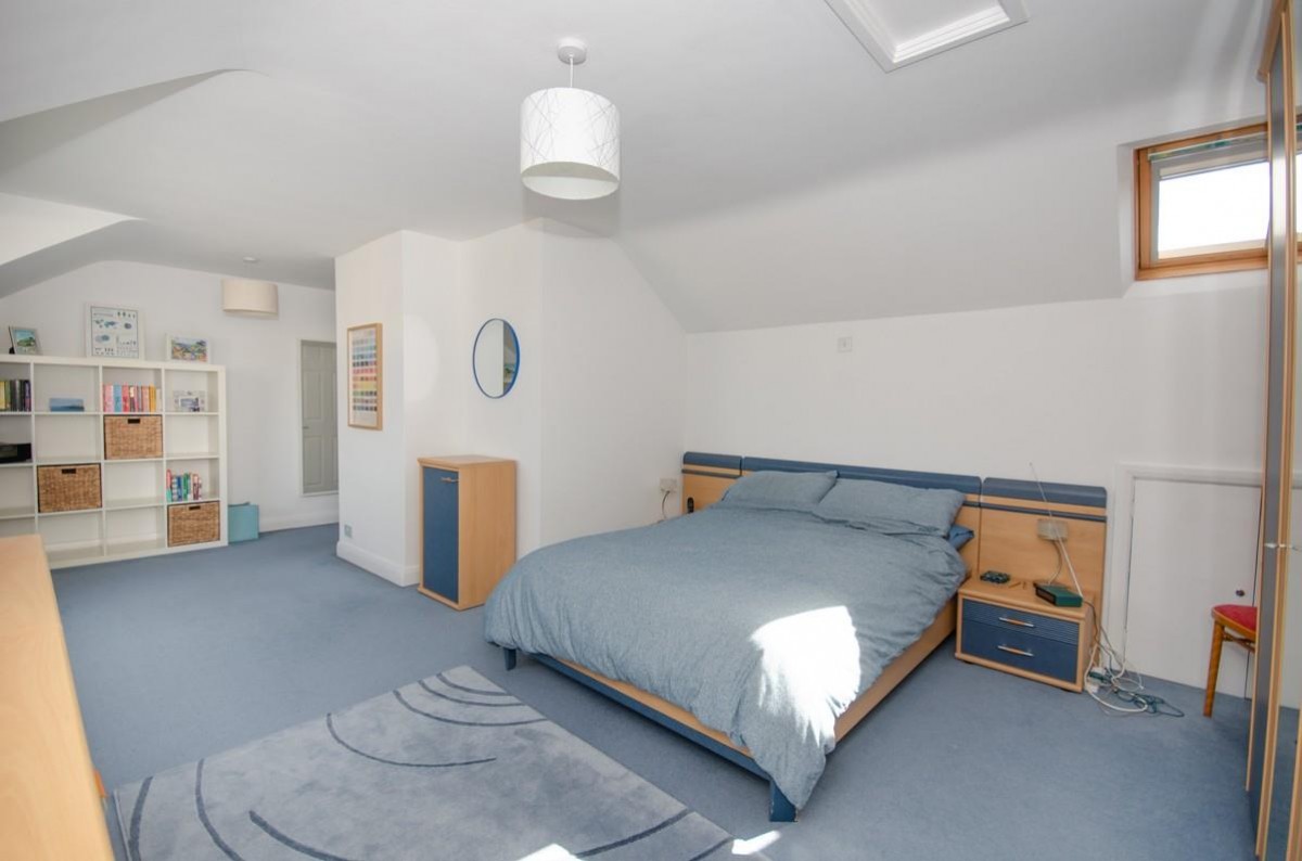 Quakers Road, Downend, Bristol, BS16 6NJ