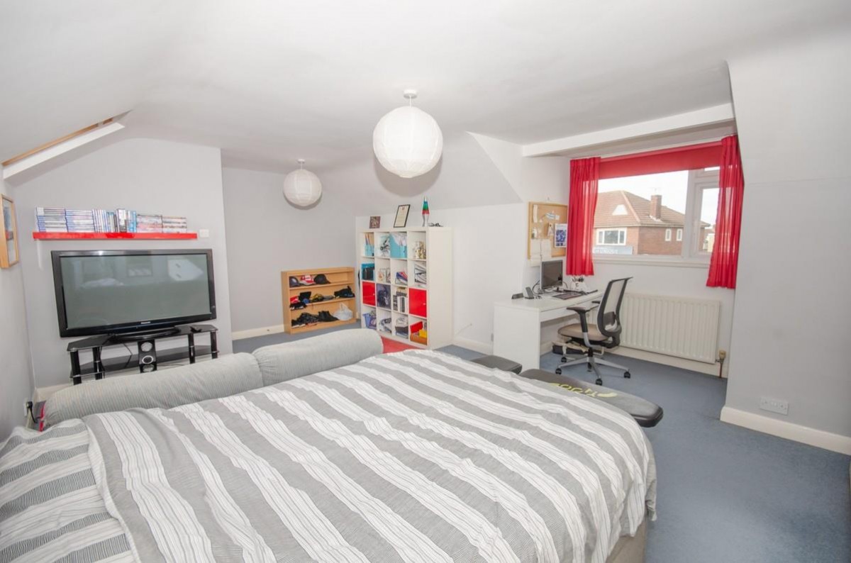 Quakers Road, Downend, Bristol, BS16 6NJ