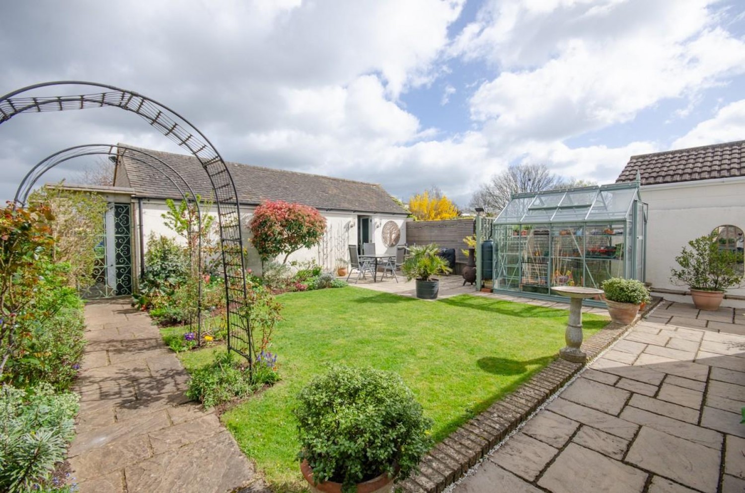 Quakers Road, Downend, Bristol, BS16 6NJ