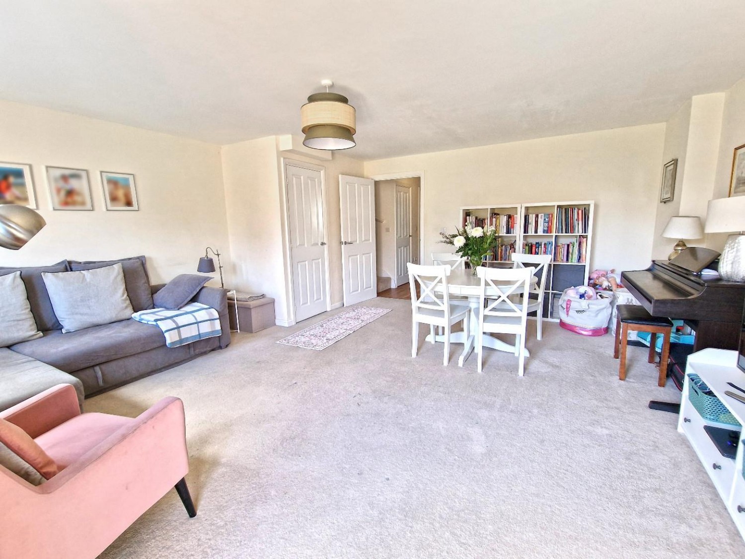 Izzard Road, Upper Heyford, Bicester