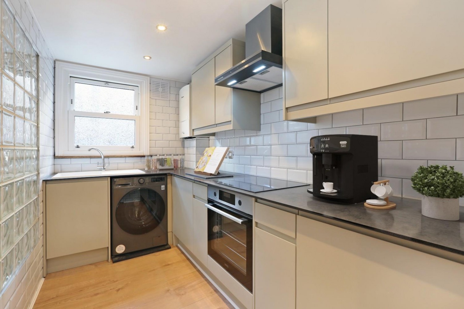 Hurstbourne Road, London, SE23