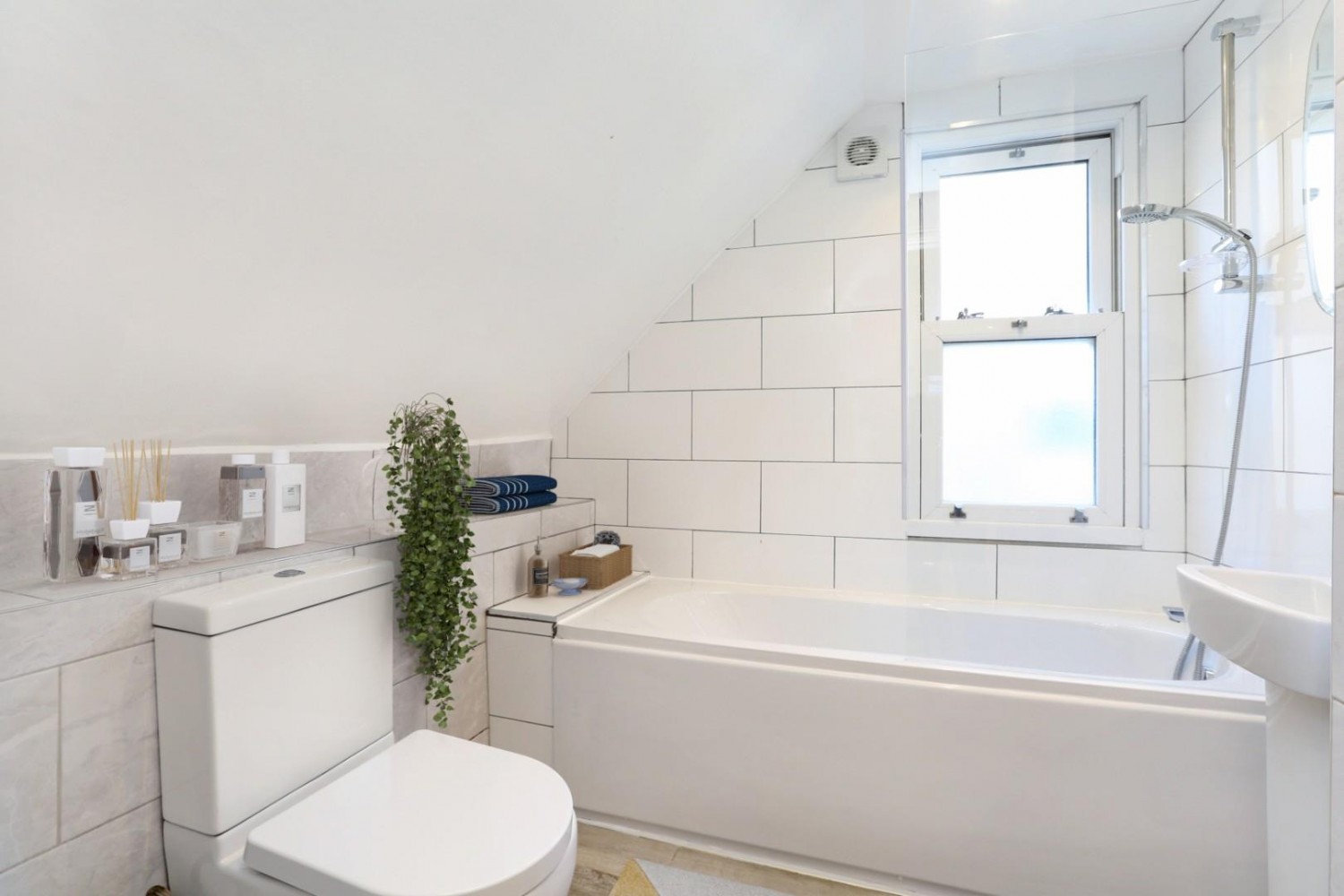 Hurstbourne Road, London, SE23