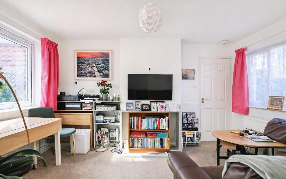 Faversham Road, Kennington