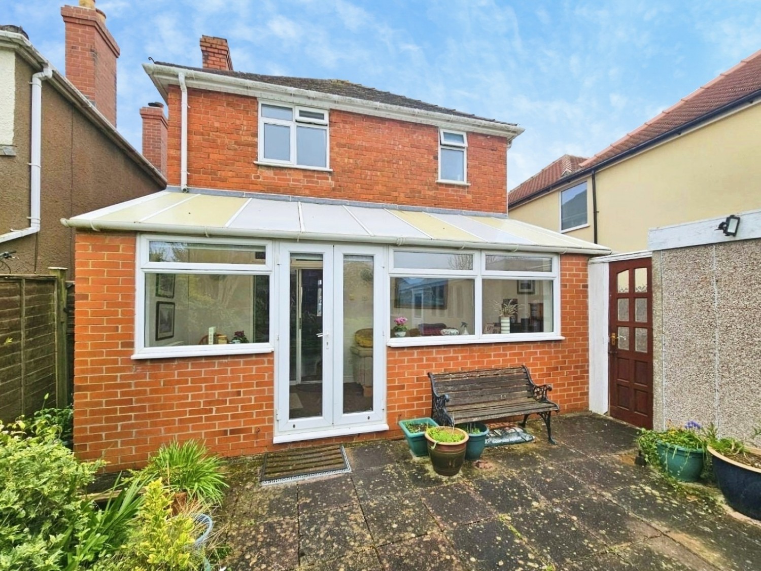 Box Road Avenue, Cam