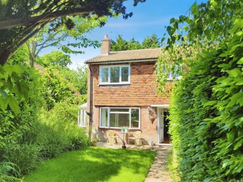 Freshfield Lane, Saltwood