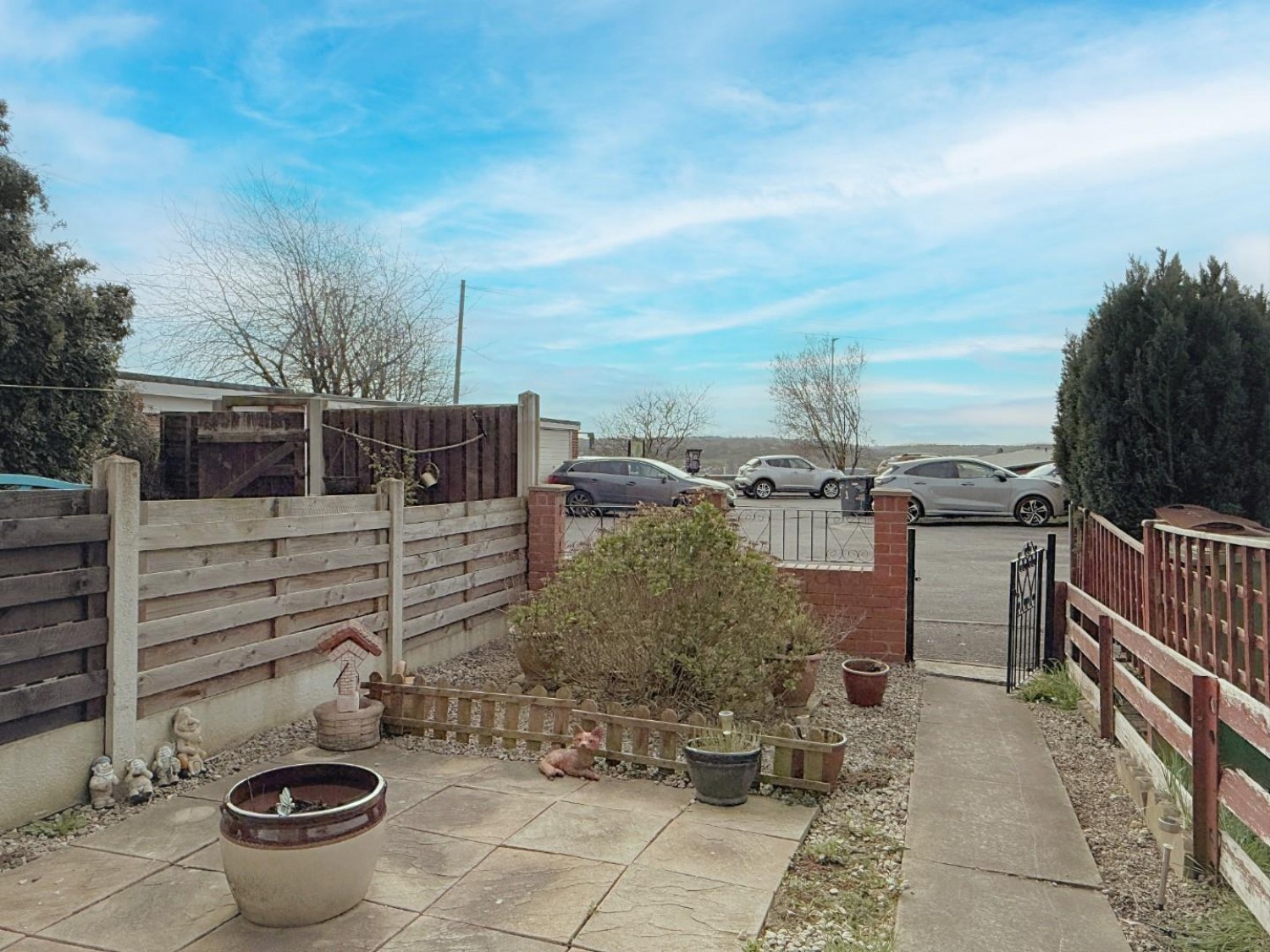 Highfield Garth, Leeds