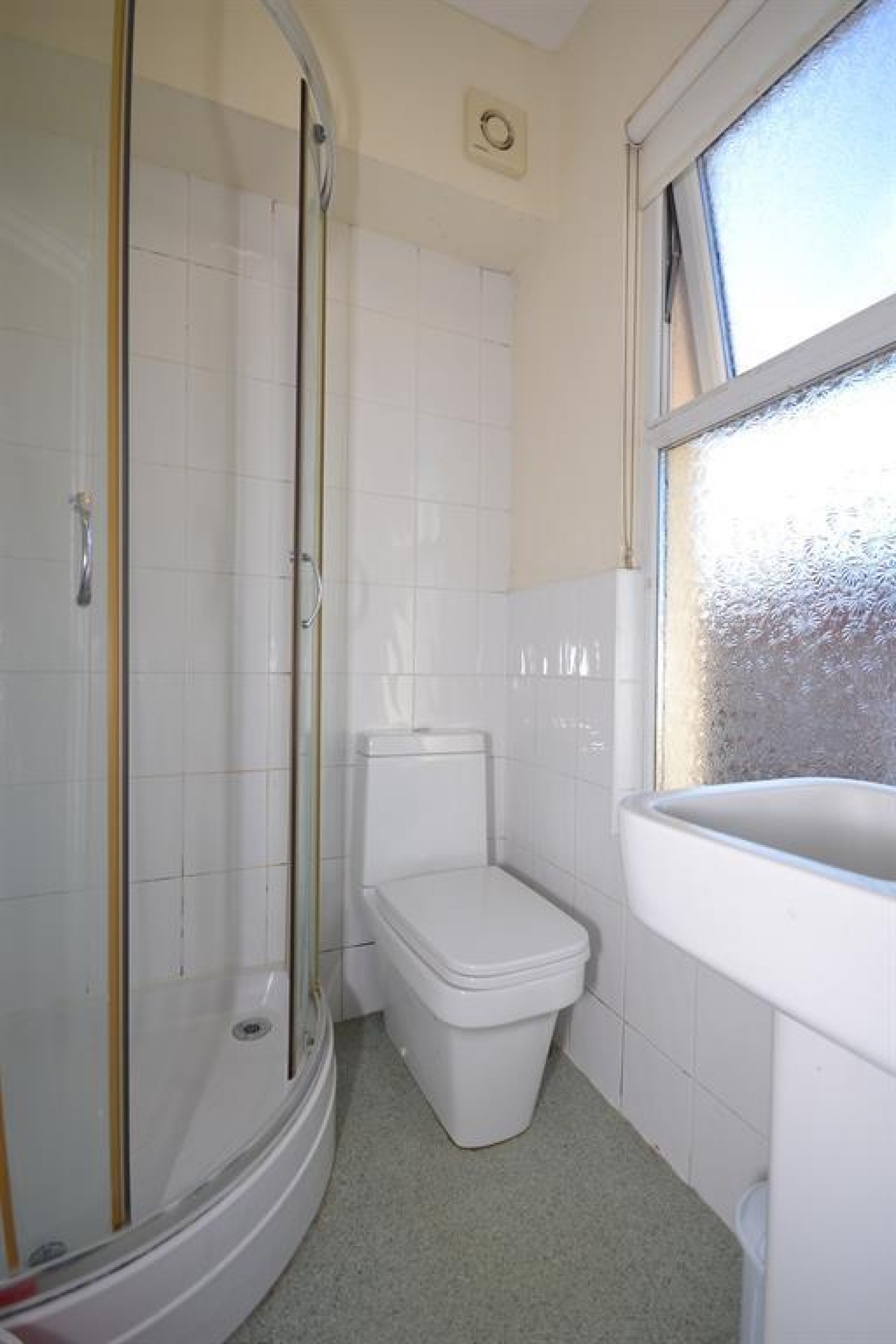 Grange Avenue, Reading