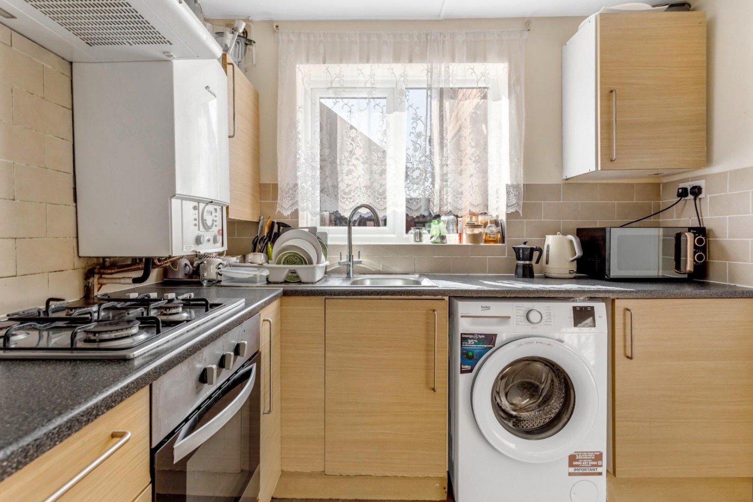 Andrewes Gardens, London