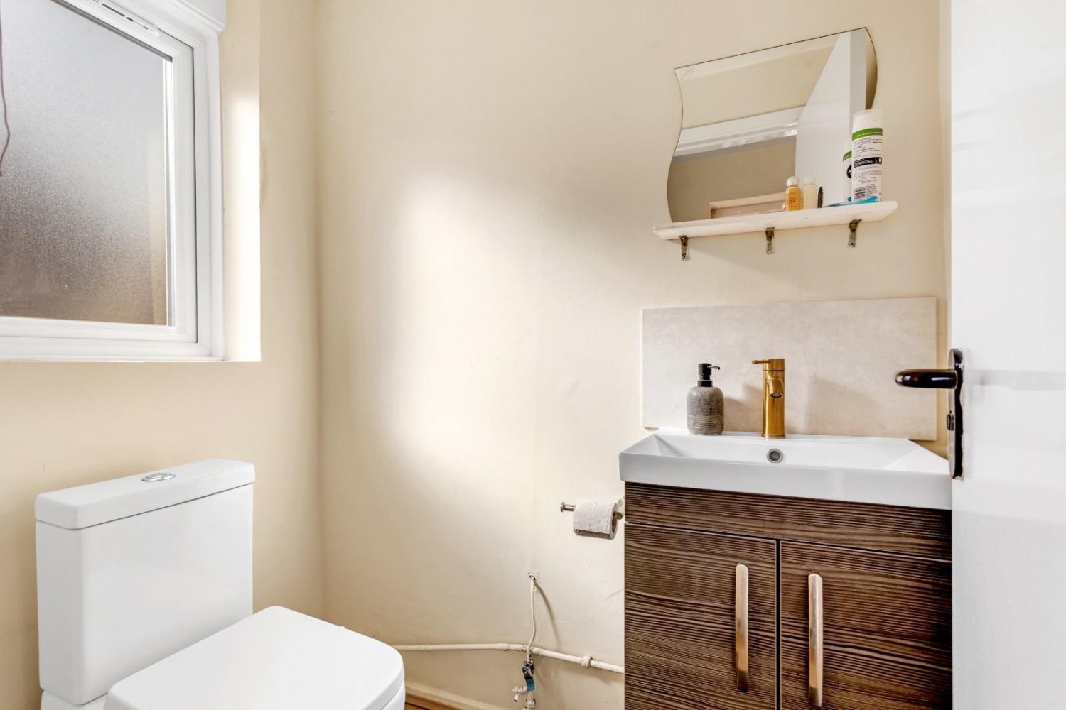 Andrewes Gardens, London