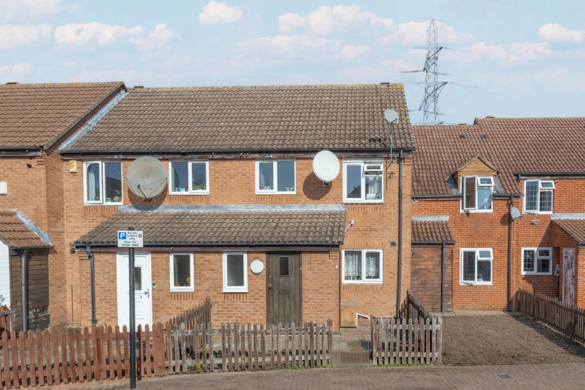 Andrewes Gardens, London