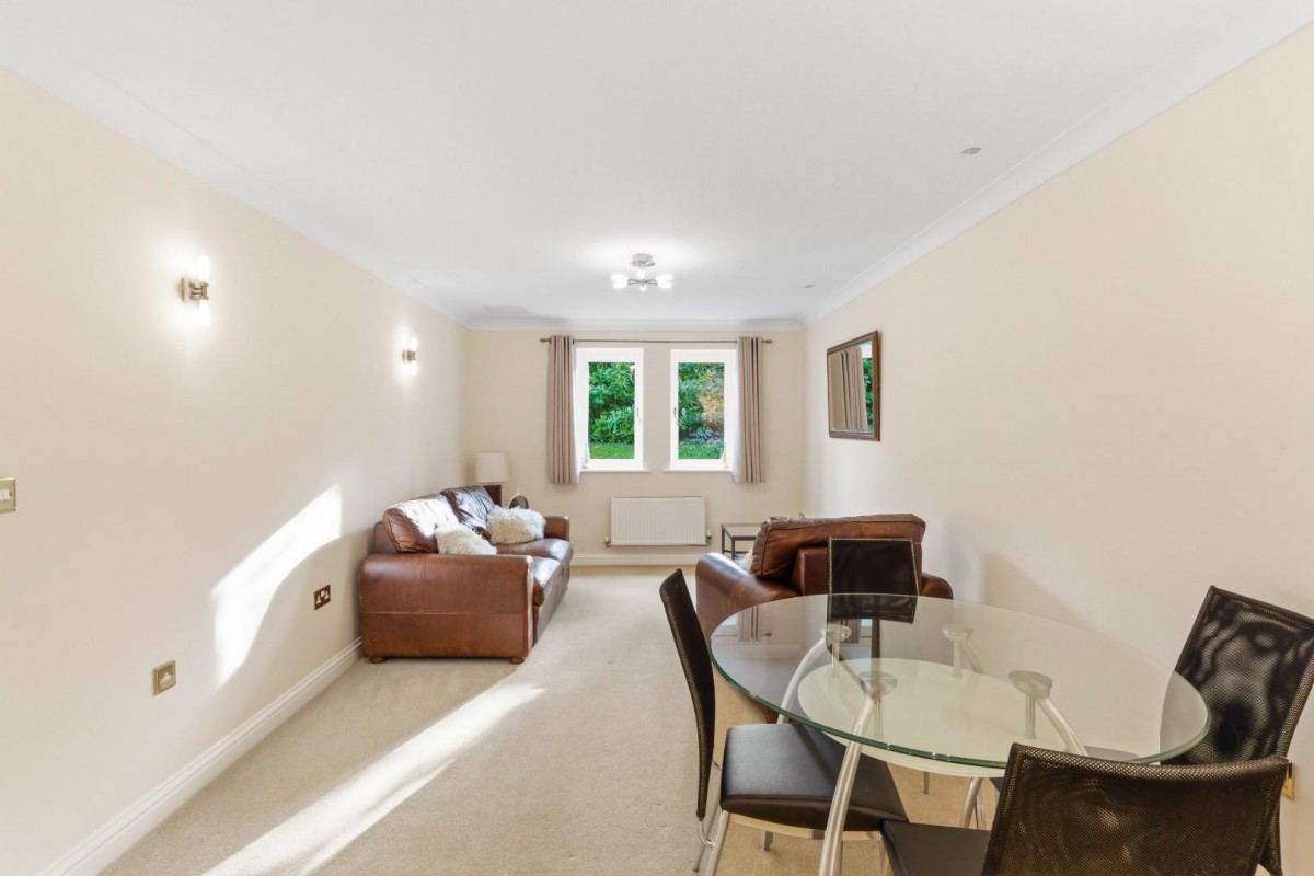 Parc Mont, 11 Park Avenue, Roundhay, Leeds