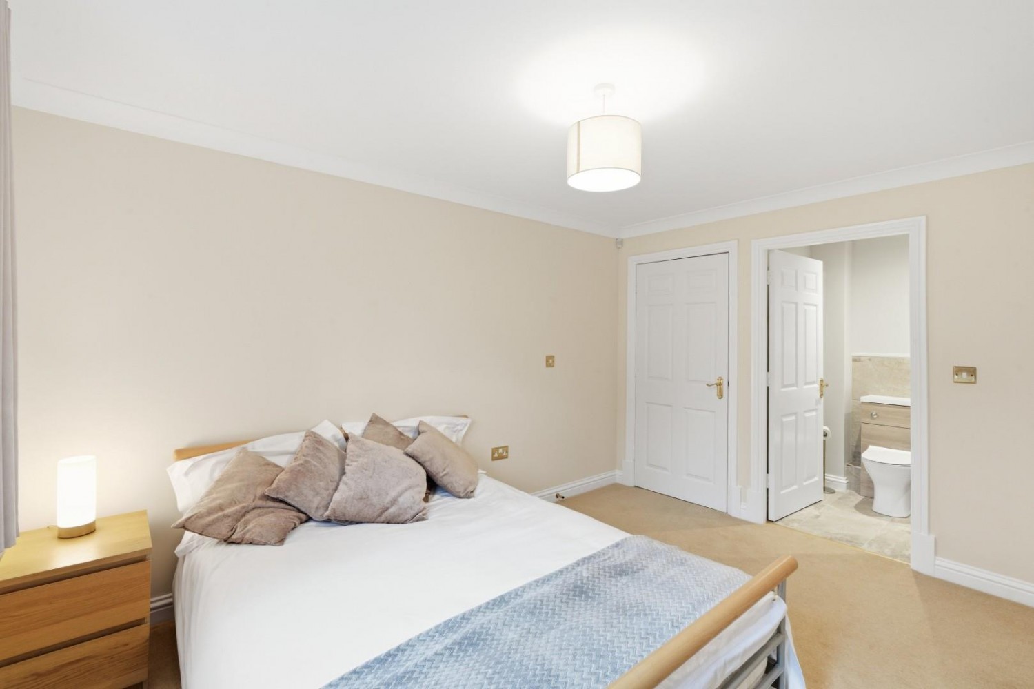 Parc Mont, 11 Park Avenue, Roundhay, Leeds