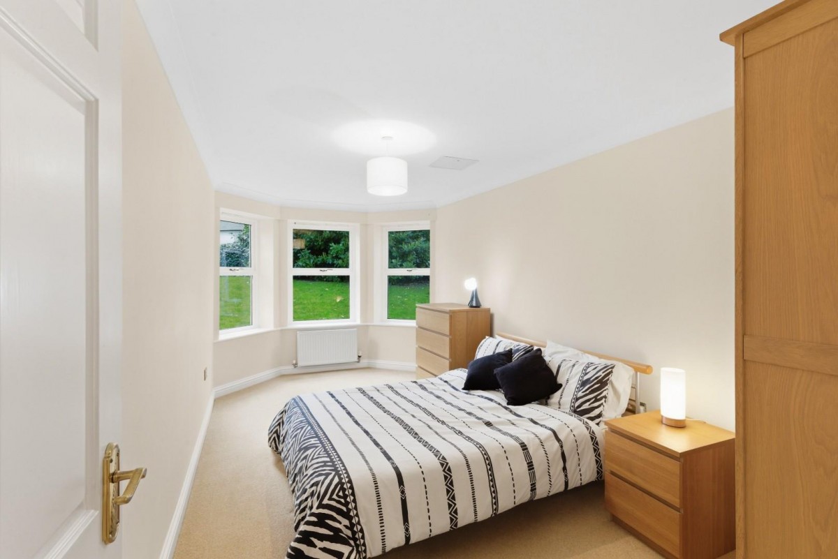 Parc Mont, 11 Park Avenue, Roundhay, Leeds