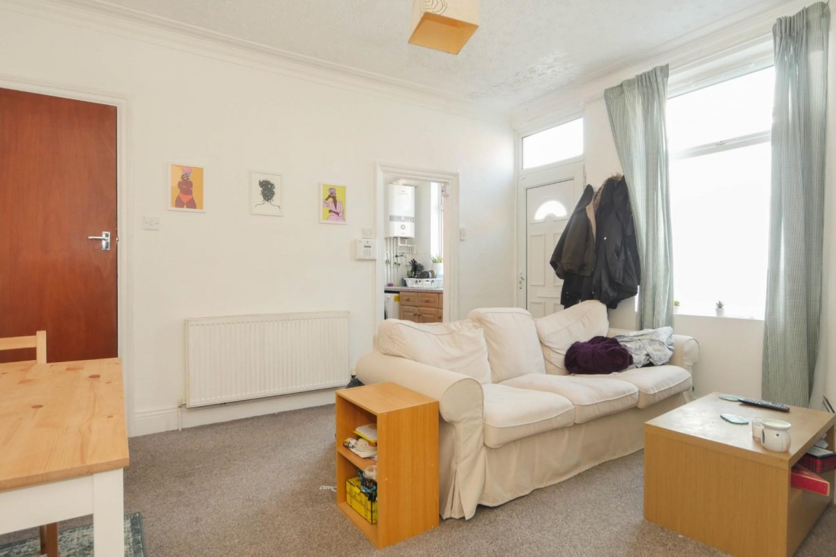 Salisbury Avenue, Armley, LS12 2AR