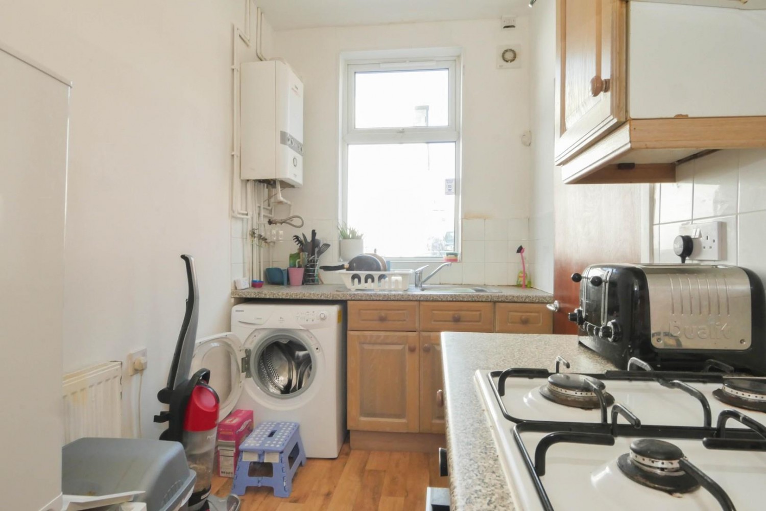 Salisbury Avenue, Armley, LS12 2AR