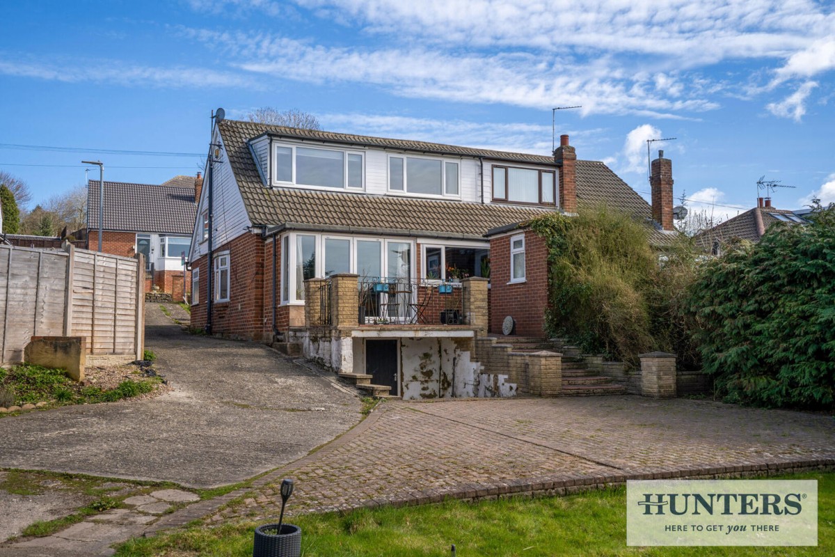 Banksfield Avenue, Yeadon, Leeds