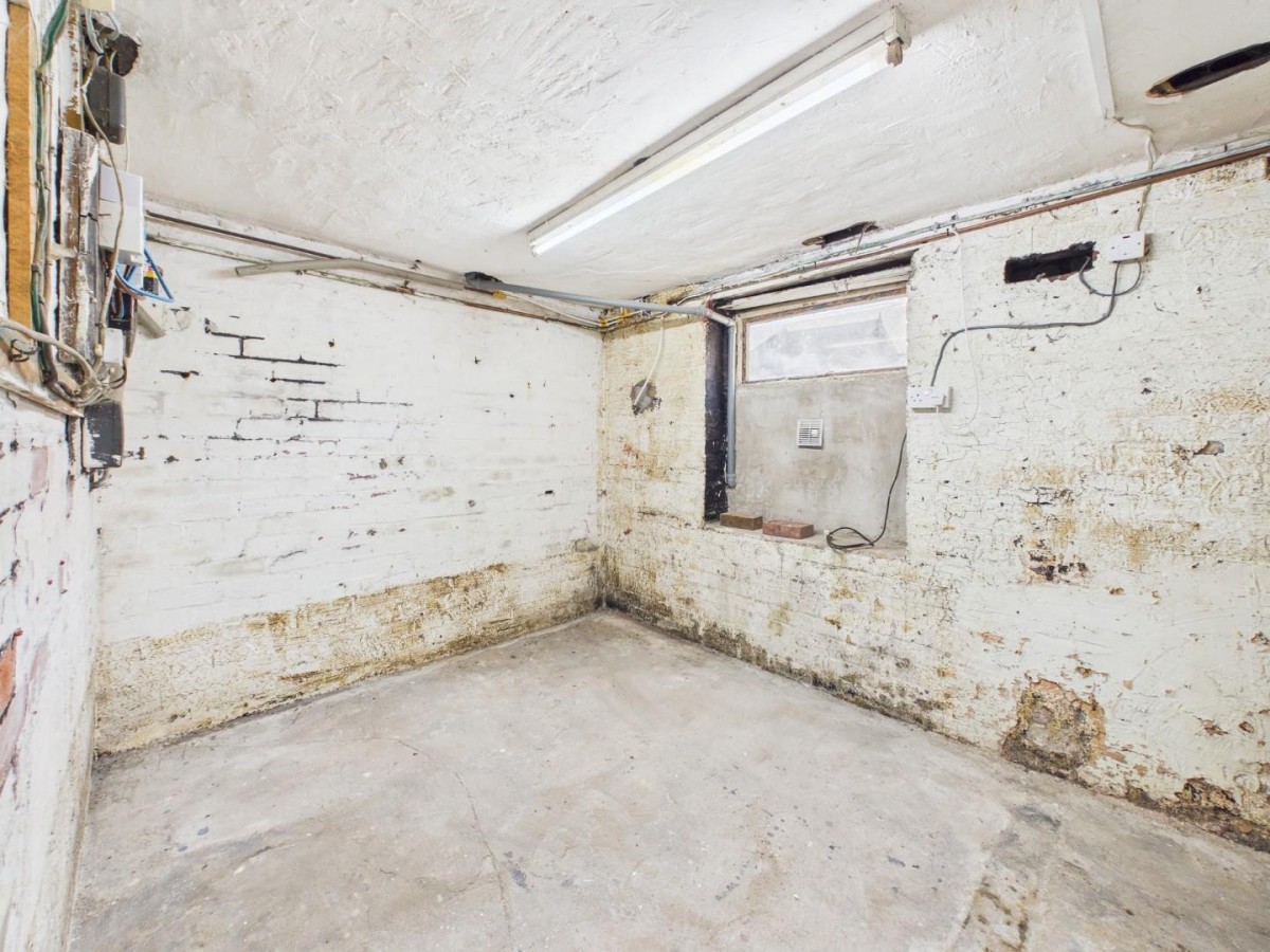 Rosebery Avenue, Shipley