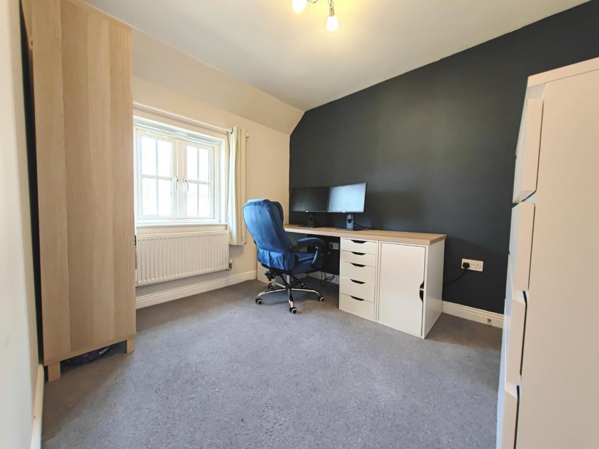 Acorn Gardens, Burghfield Common, Reading