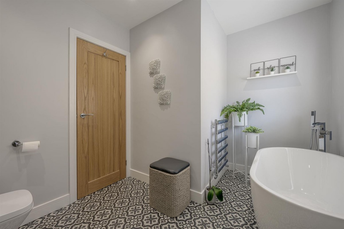 Pedmore Court Road, Stourbridge, DY8 2PH