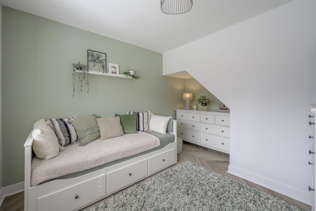 Pedmore Court Road, Stourbridge, DY8 2PH