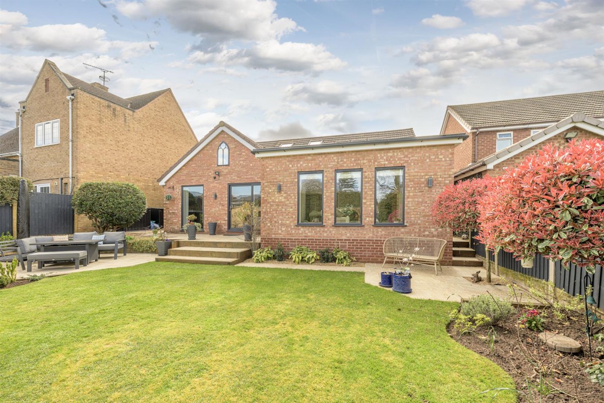 Pedmore Court Road, Stourbridge, DY8 2PH