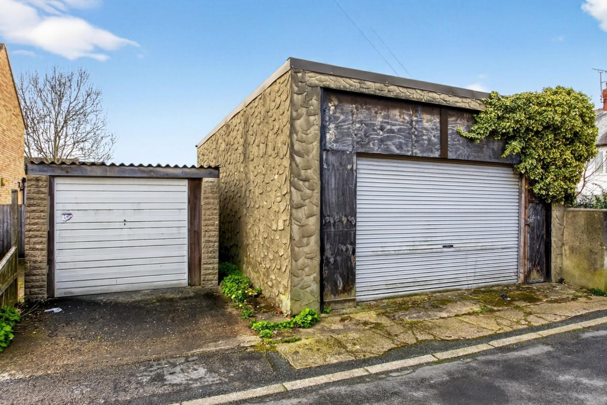 Bilton Drive, Harrogate