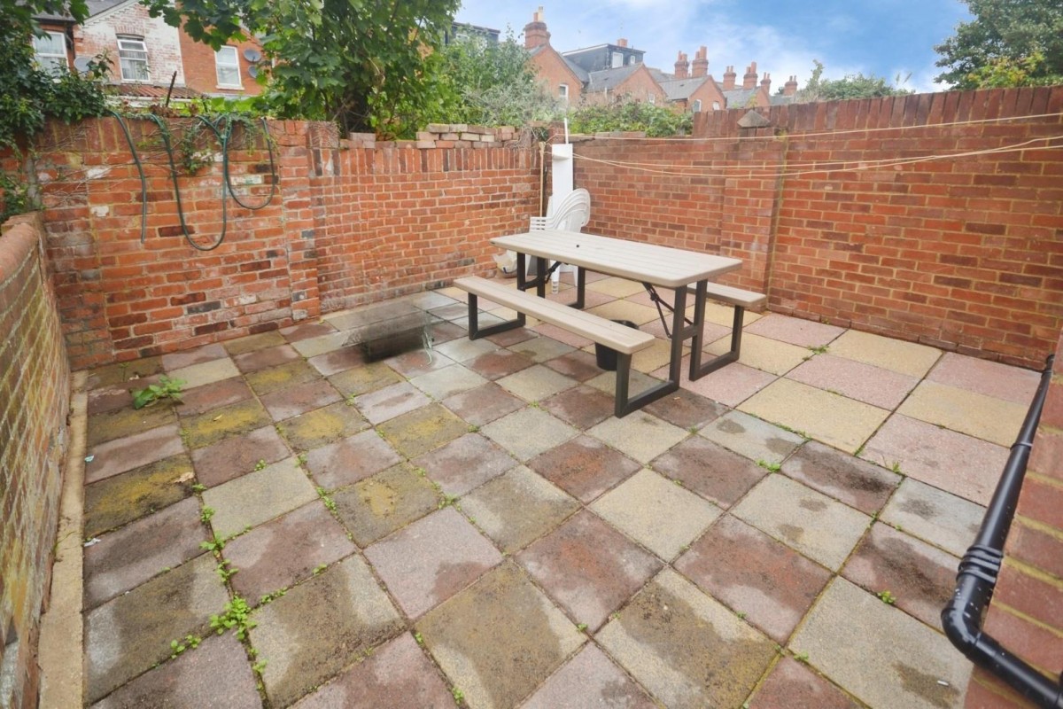 London Road, Reading