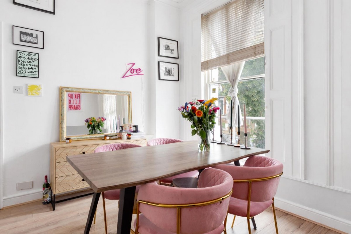 Albion Road, London, N16