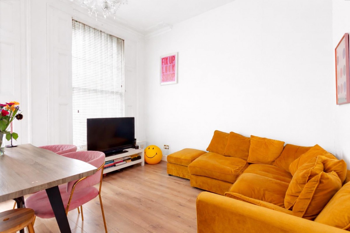 Albion Road, London, N16