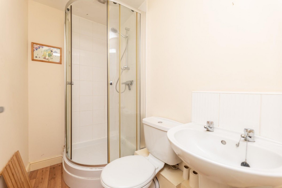 Roundhay Road, Leeds